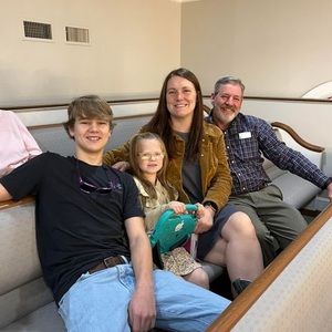 Meet your Posher, April